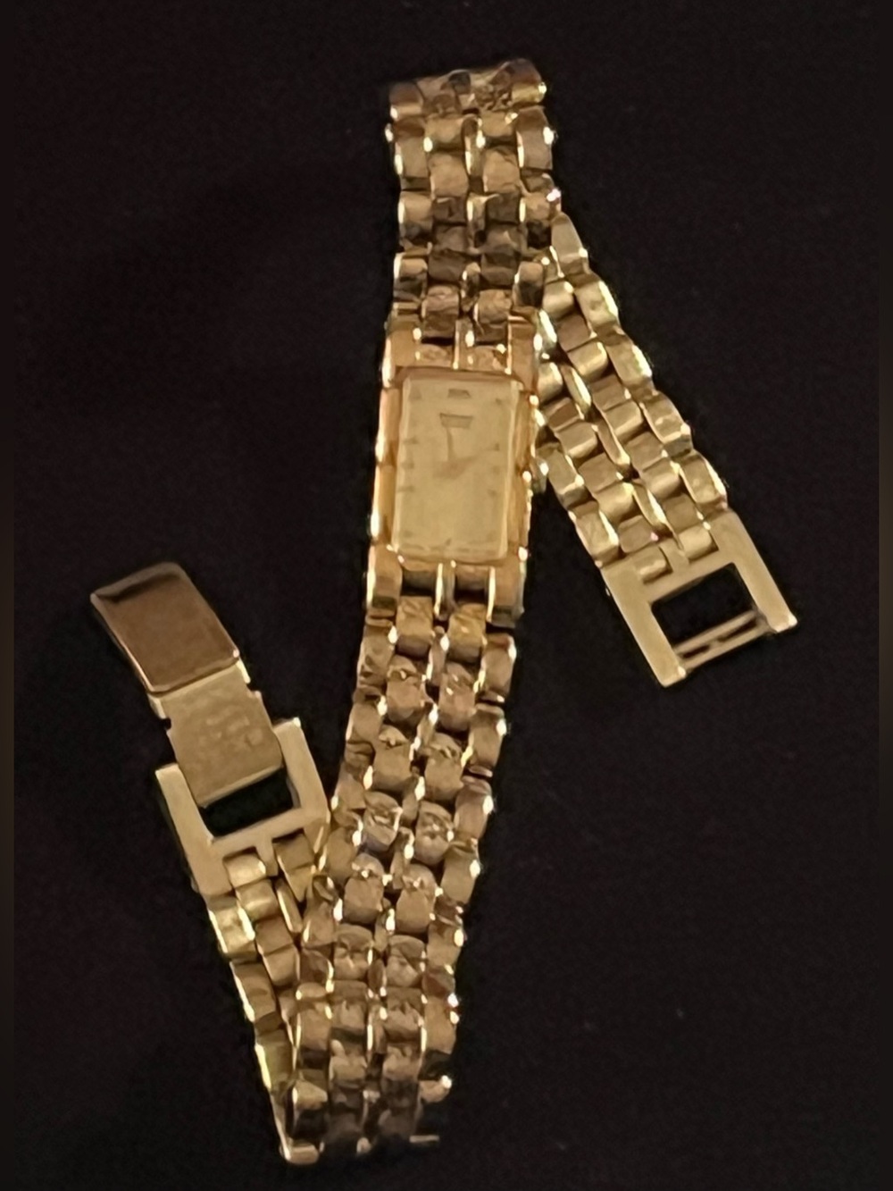 Seiko Vintage Ladies' Gold Tone Quartz Tank Watch